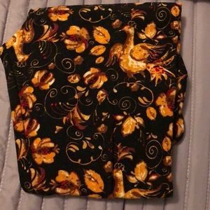LuLaRoe OS Turkey leggings